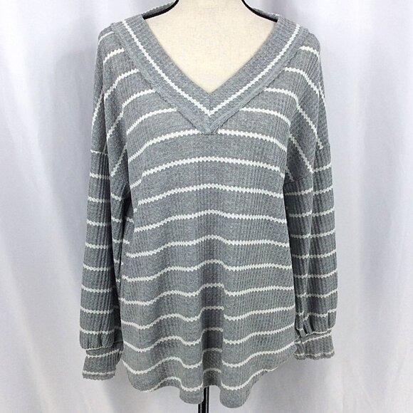 BiBi Thermal Waffle Knit Top Womens Size Medium Gray White Striped V-Neck - Picture 1 of 9